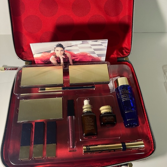 Estee Lauder Gift Set serum makeup eye serum lipstick mascara makeup remover NIB - Picture 2 of 16
